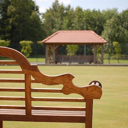 Hollicarrs Holiday Park - Hares Leap Riccall المظهر الخارجي الصورة